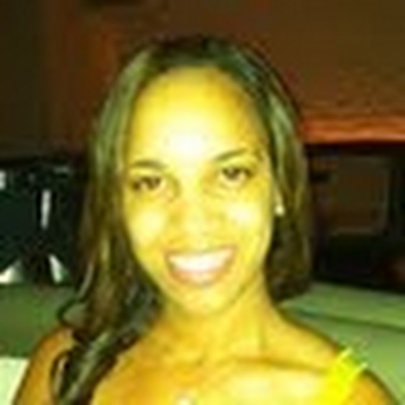 Meet your Posher, Dominika - Picture 1 of 1